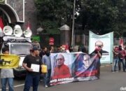 Tiru Kuis Jokowi, Massa Gelar Sayembara Berhadiah Sepeda Untuk Jaksa Yang Mampu Adili Novel Baswedan