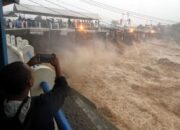 Bogor Info, Hujan Deras Di Sejumlah Wilayah di Bogor Mengakibatkan Banjir dan Longsor