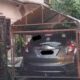mobil parkir bahu jalan Lagi Viral, Beredar Foto Mobil Jadikan Jalanan Kompleks Jadi Garasi