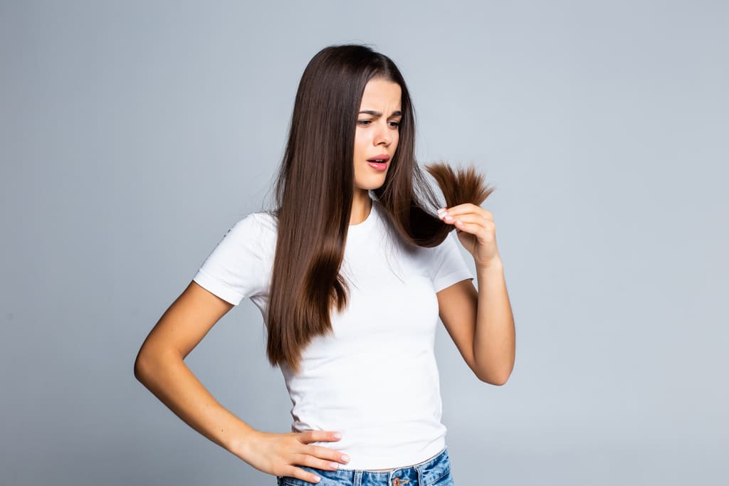 rambut freepik Cara Alami Menghilangkan Kutu Pada Rambut