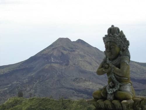 gunung batur 10 Tempat Destinasi Wisata Terbaik Di Bali