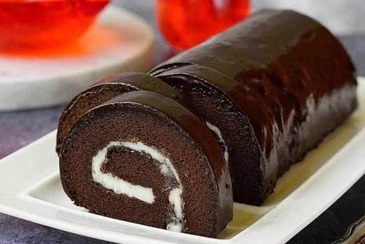 DOUBLE CHOCO ROLL CAKE Double Choco Roll Cake