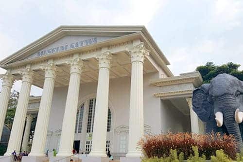 Museum Satwa 6 Wisata Edukasi Di Malang