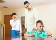 5 Hal Yang Dirasakan Anak Melihat Orang Tua Bertengkar