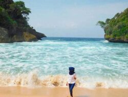 Pantai Mbehi Surga Tersembunyi Di Malang, Alamat Dan Tiket Masuk