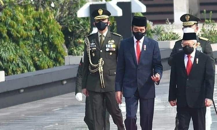 10 Nov 2020 Presiden Jokowi Pimpin Upacara Ziarah Nasional Hari Pahlawan Tahun 2020 di TMP Kalibata