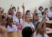 Mendikbud Perbolehkan Sekolah Tatap Muka Januari 2021, Tapi Orang Tua Bebas Tentukan Anaknya Ikut Masuk Sekolah Atau Tidak