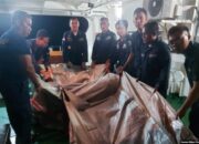 Penemuan Potongan Tubuh dan Barang Diduga Milik Korban Sriwijaya Air SJ 182 Dikumpulkan di RS Polri