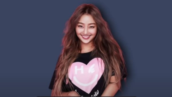 Hyorin Eks Sistar 10 Idol Kpop ini Terlihat Menawan dan Seksi Dengan Kulit Coklat Nan Eksotis