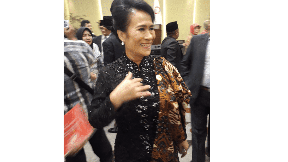 Presiden KAI Siti Jamalia LubuisSH Bantah Statemen Otto, KAI-ISL : Organisasi Advokat Multibar