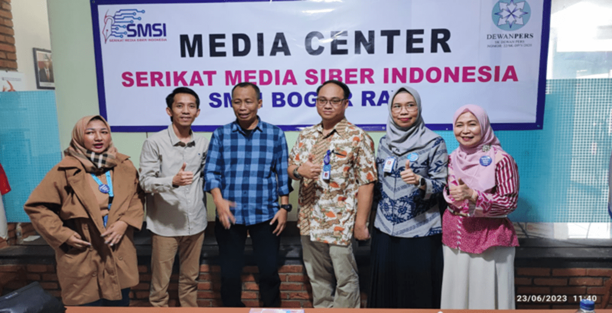 Gambar1 1 Jalin Kerjasama Radjak Hospital Group kunjungi SMSI Bogor Raya