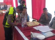 Satgas Banops Dokkes Ops Lilin – LK 2023-2024 Polda Riau Laksanakan Patroli dan Pelayanan Kesehatan